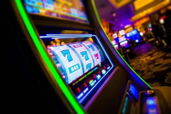 max389 slot featured game showcase